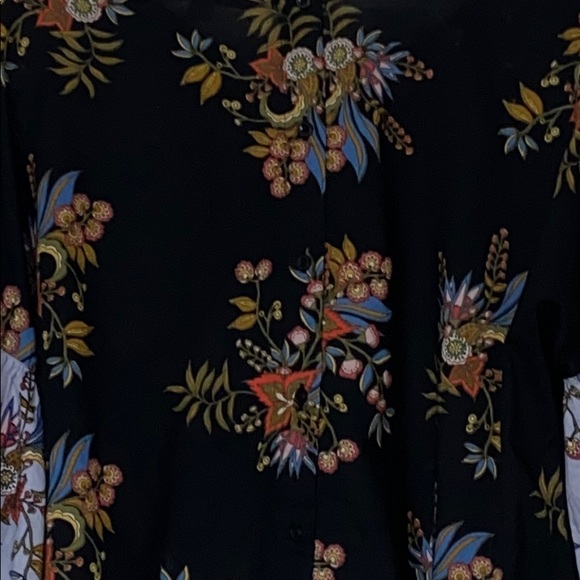 LOFT Black Floral Blouse - Picture 6 of 6